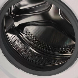 Стиральная машина Beko WSDN63512ZSW