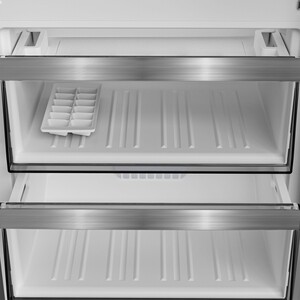 Холодильник Grundig GKPN669307FW, No Frost, белый