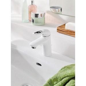 Смеситель для раковины Grohe Eurostyle с донным клапаном (33558LS3)