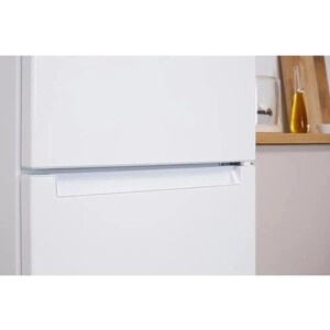 Холодильник Indesit DS 4160 W